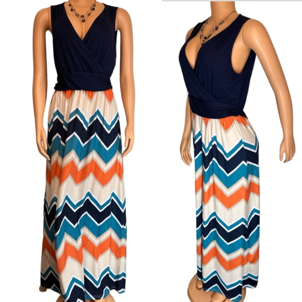 Zattas Cross Tank Maxi Dress  sleeveless tie back chevron print  
.Size XL
